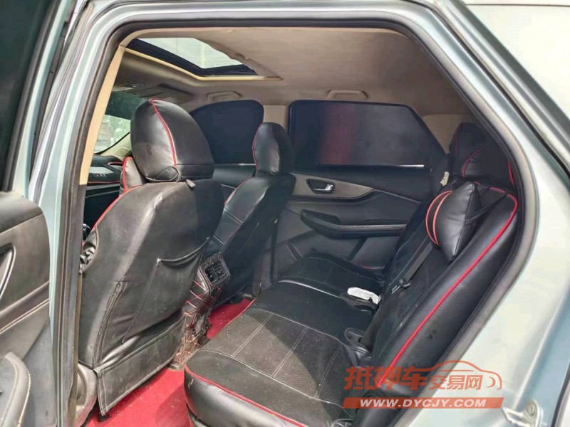 成都19年东风风光6