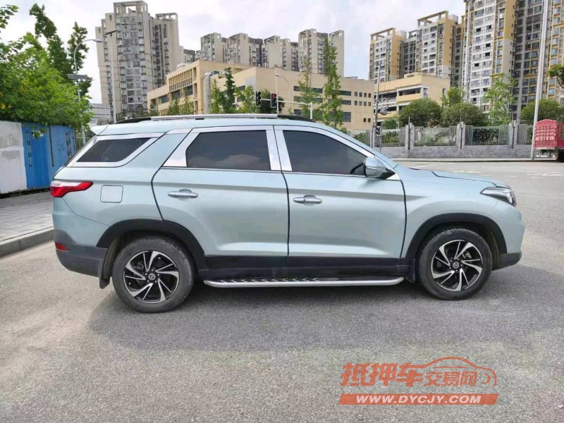 成都19年东风风光8