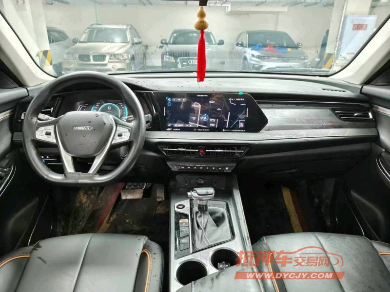 成都22年长安汽车欧尚6