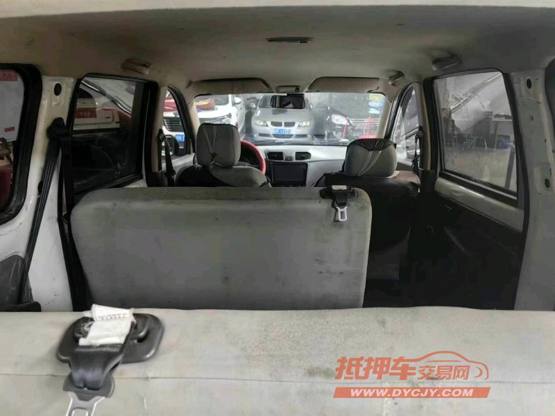 成都19年五菱汽車宏光5