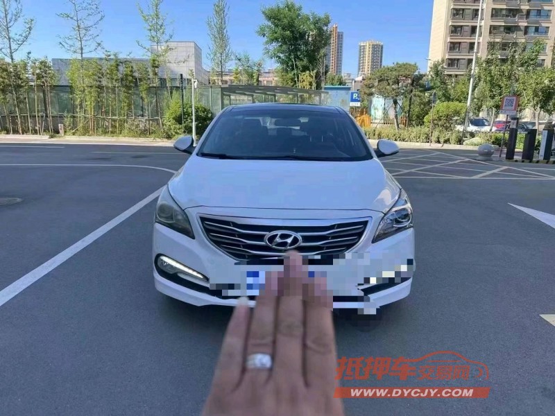 济南17年现代名图1