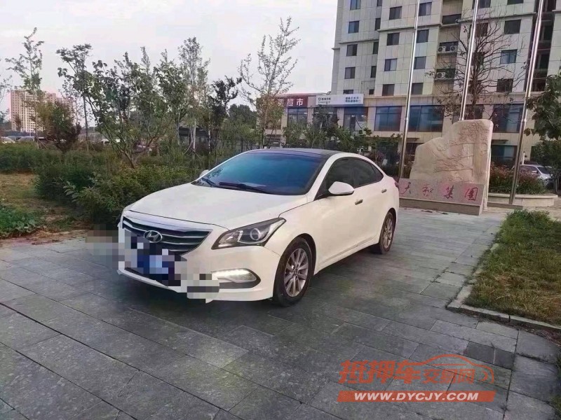 青岛15年现代名图3