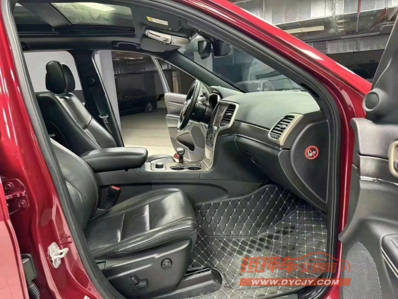 成都16年Jeep大切诺基6