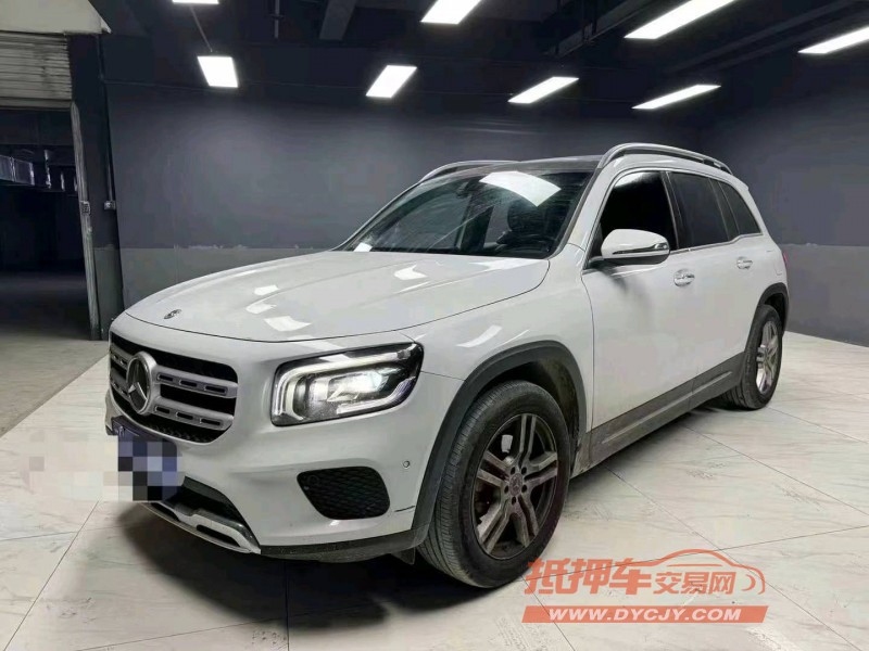 成都20年奔驰GLB2