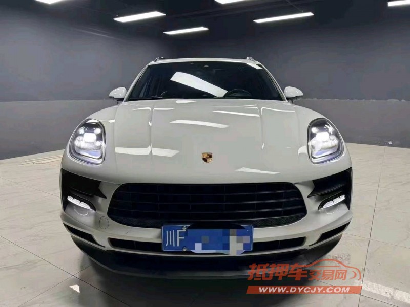 成都19年保时捷Macan1