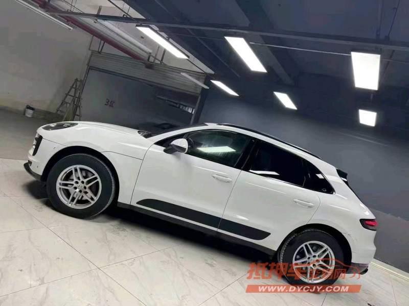 成都19年保时捷Macan3