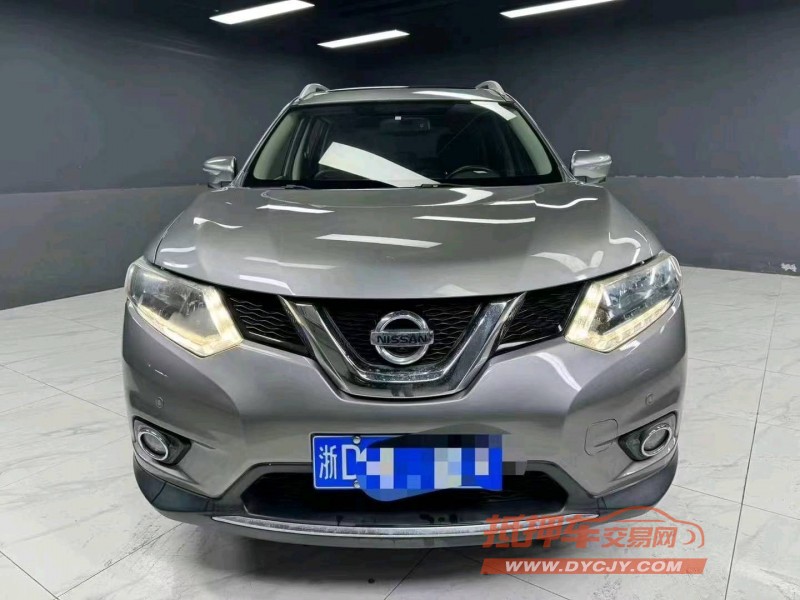 成都14年日产奇骏1