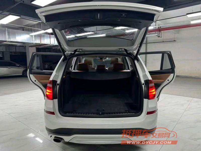 成都15年宝马X34