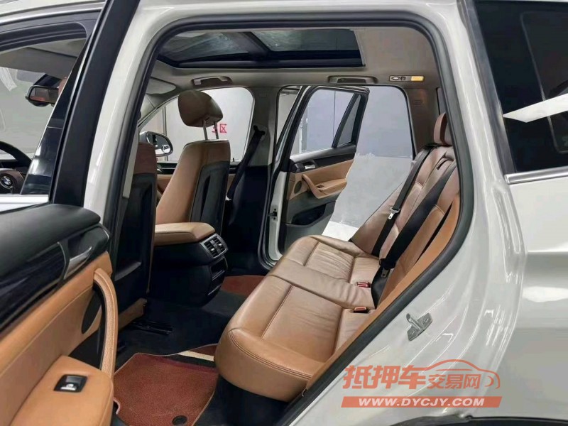 成都15年宝马X37