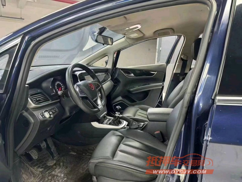 成都18年比亚迪宋8