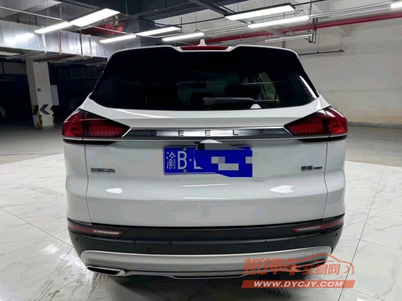 成都19年吉利博越2