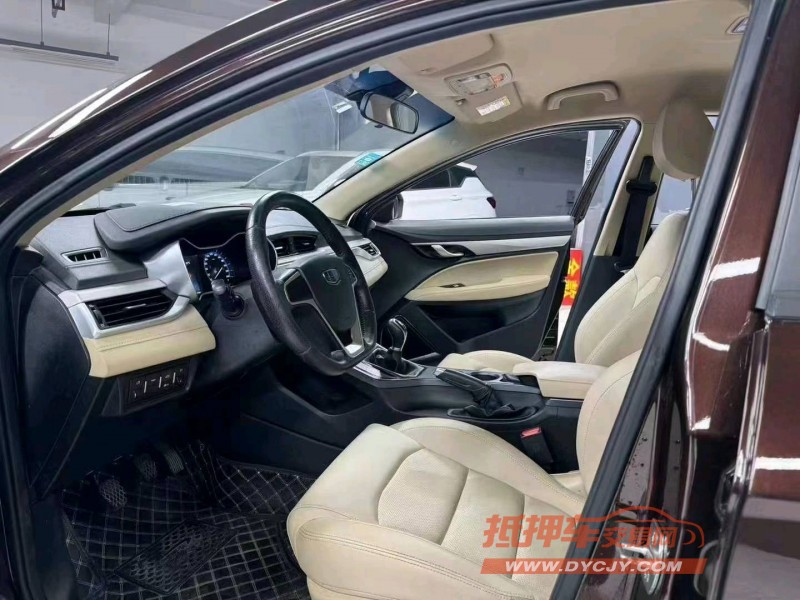 成都18年吉利帝豪7