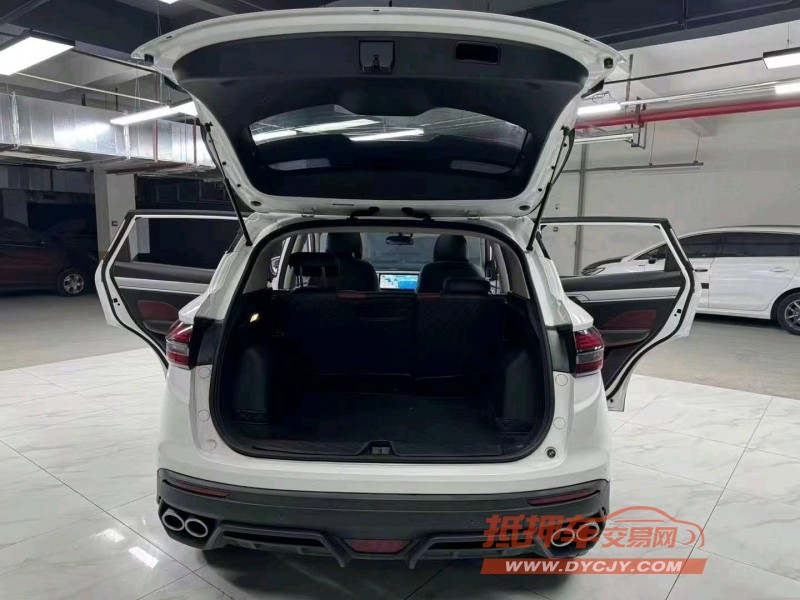 成都21年吉利缤越3