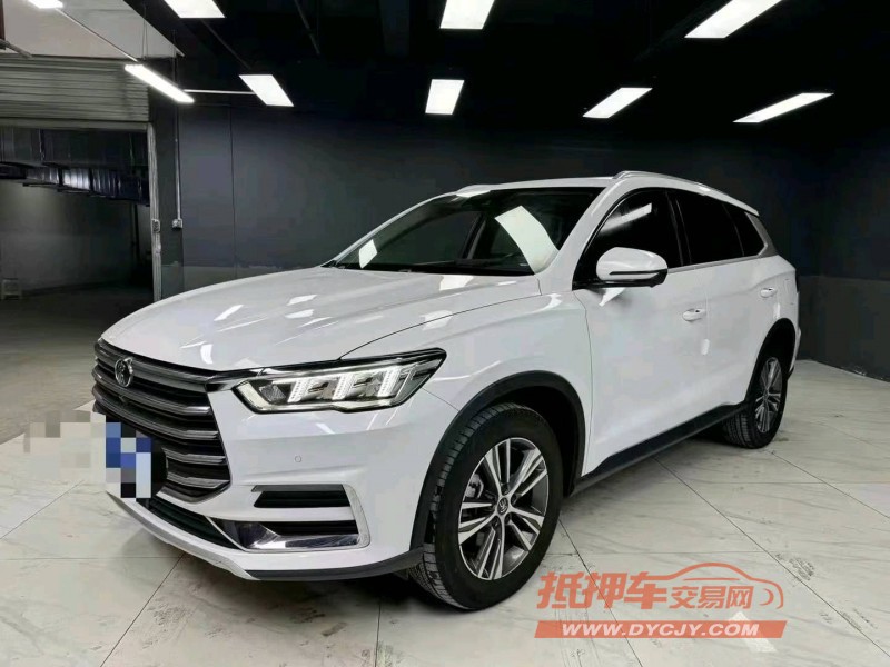 成都20年比亚迪宋8