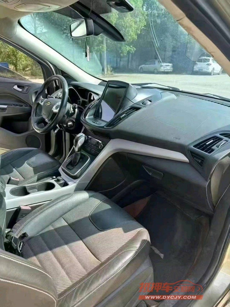 襄阳15年福特翼虎8