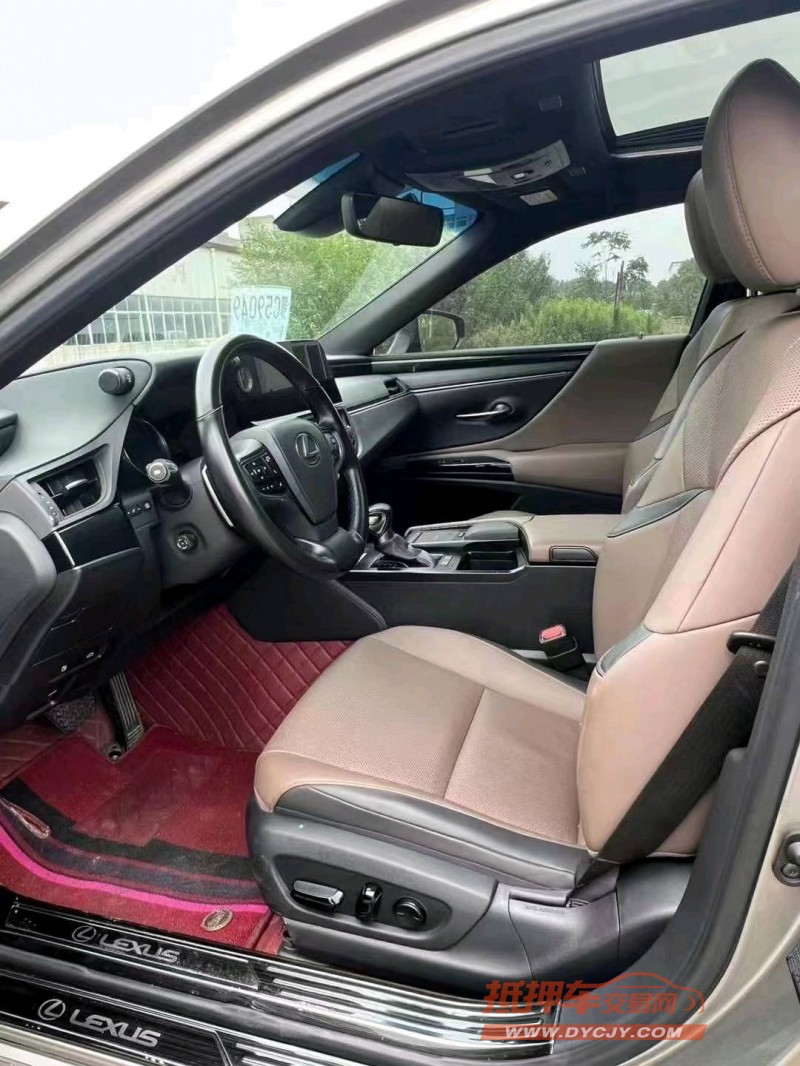 襄阳21年雷克萨斯ES6