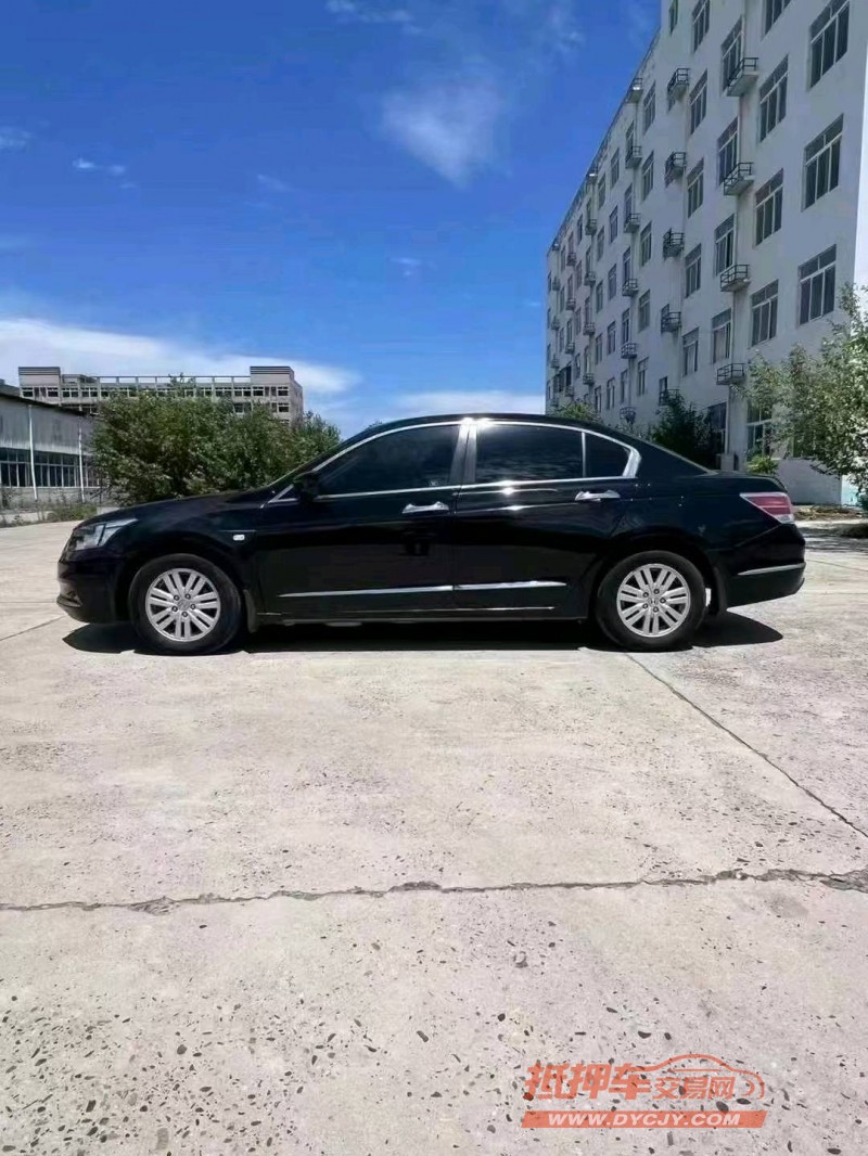 襄阳13年本田雅阁4