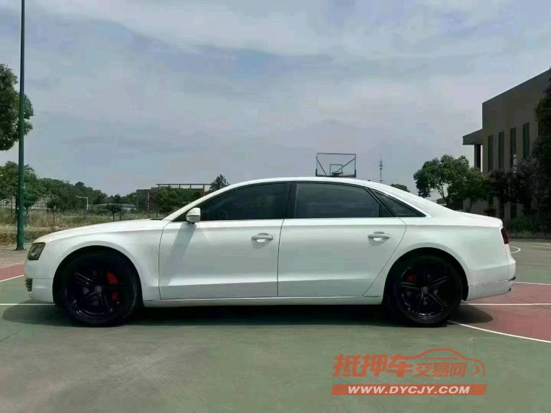 襄阳14年奥迪A8L4