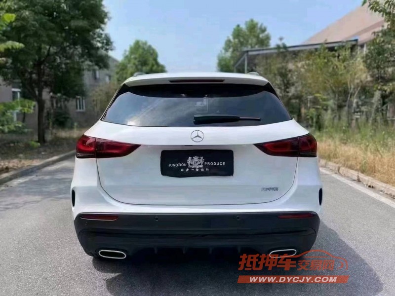 襄陽22年奔馳GLA8