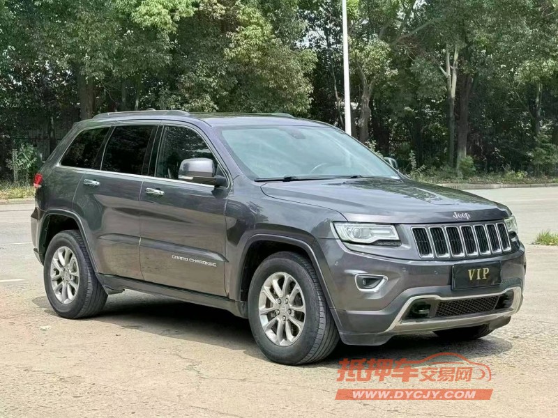 襄陽17年Jeep大切諾基2