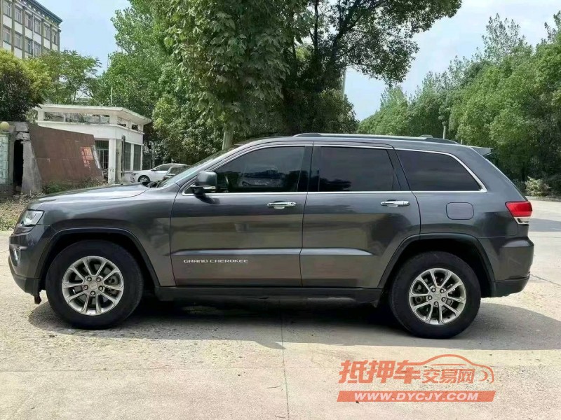 襄陽17年Jeep大切諾基4