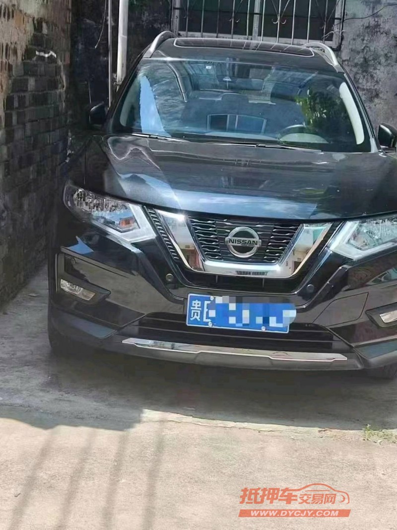 桂林20年日產奇駿1
