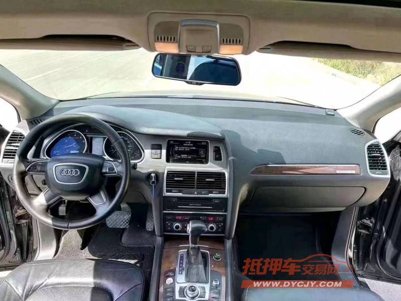 枣庄12年奥迪Q76