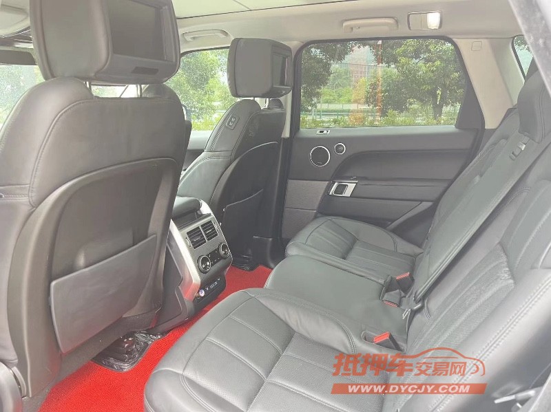 重庆19年路虎揽胜运动6