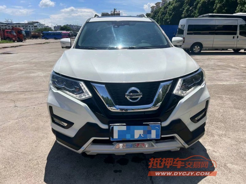 南寧21年日產奇駿1