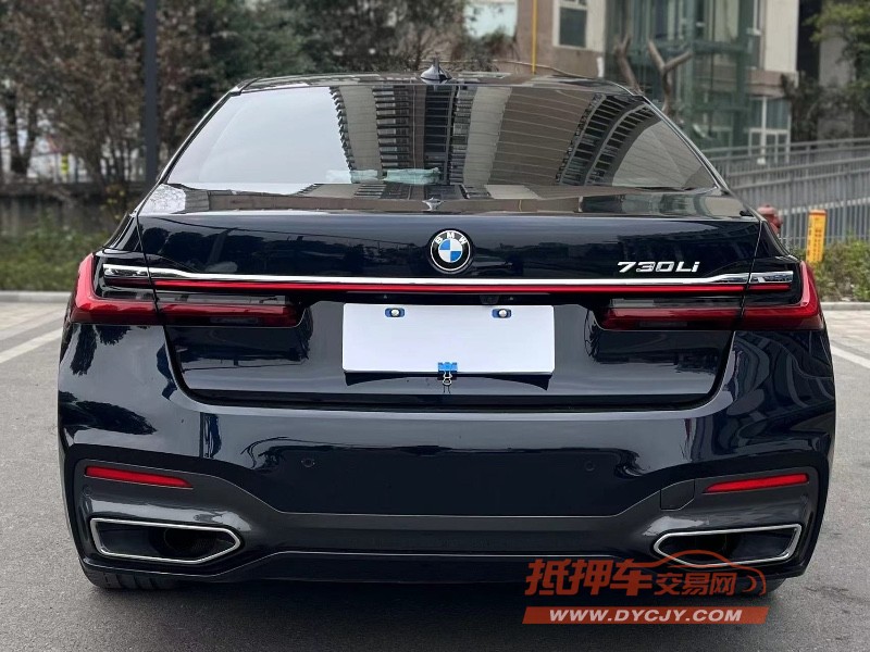 重庆22年宝马7系9