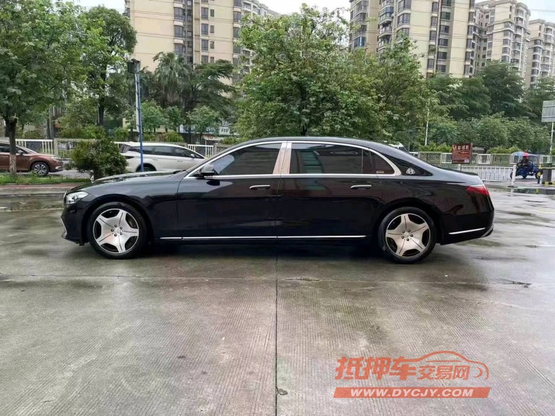 深圳23年奔驰迈巴赫S级2