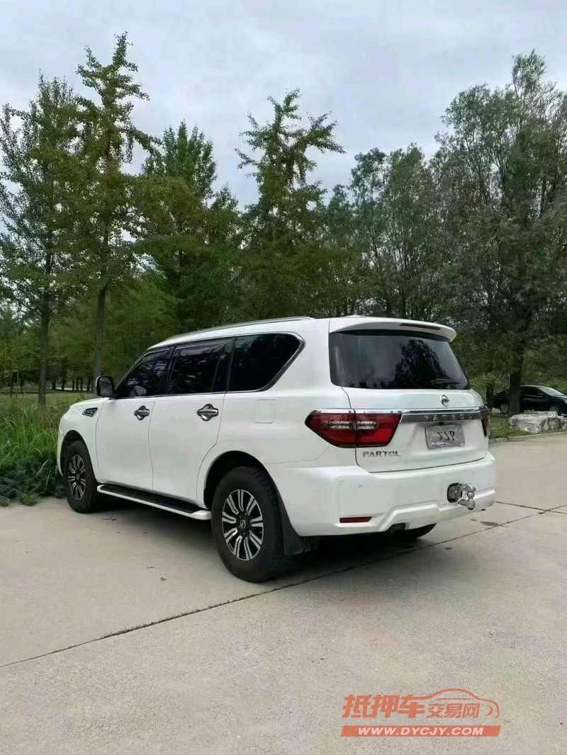 保定19年日产途乐3