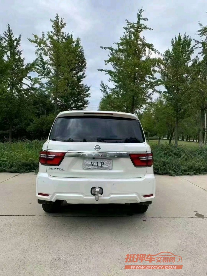 保定19年日产途乐5