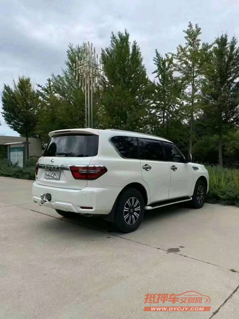 保定19年日产途乐7