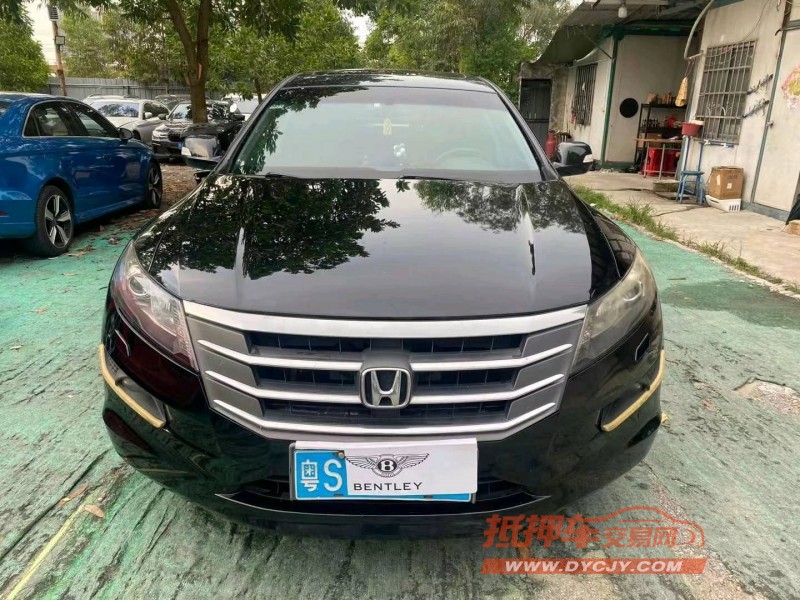 广州13年本田雅阁1