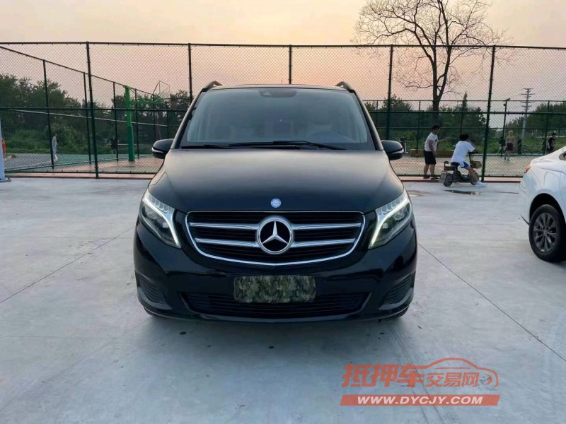 徐州17年奔驰V1