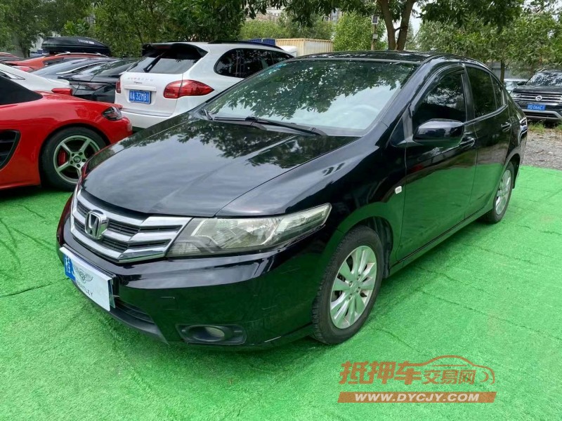 广州12年本田锋范2