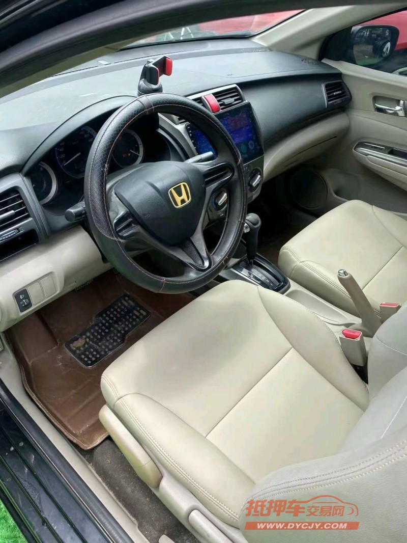 广州12年本田锋范6