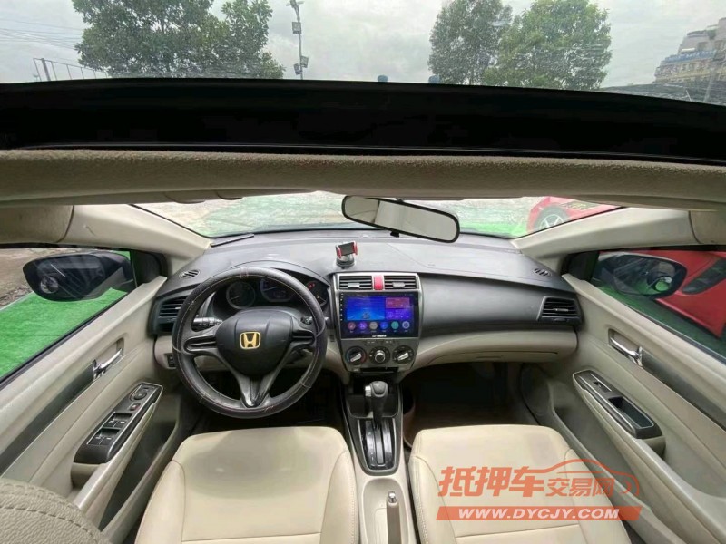 广州12年本田锋范8