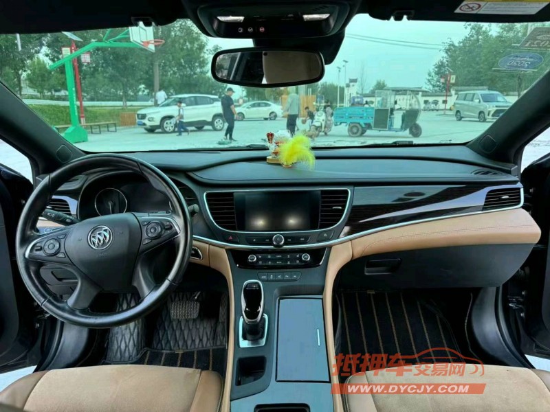 徐州19年别克君越4