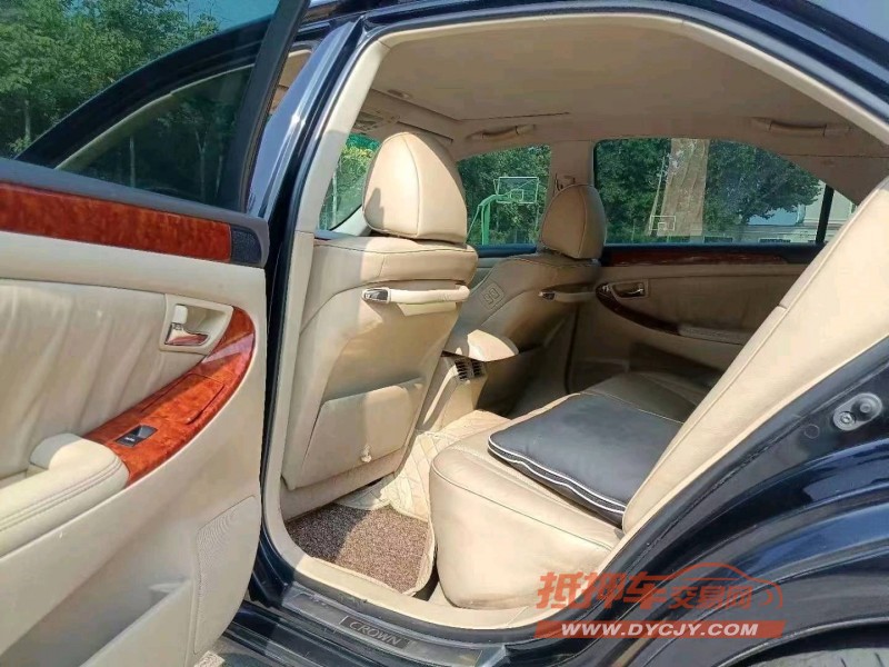 潍坊07年丰田皇冠6