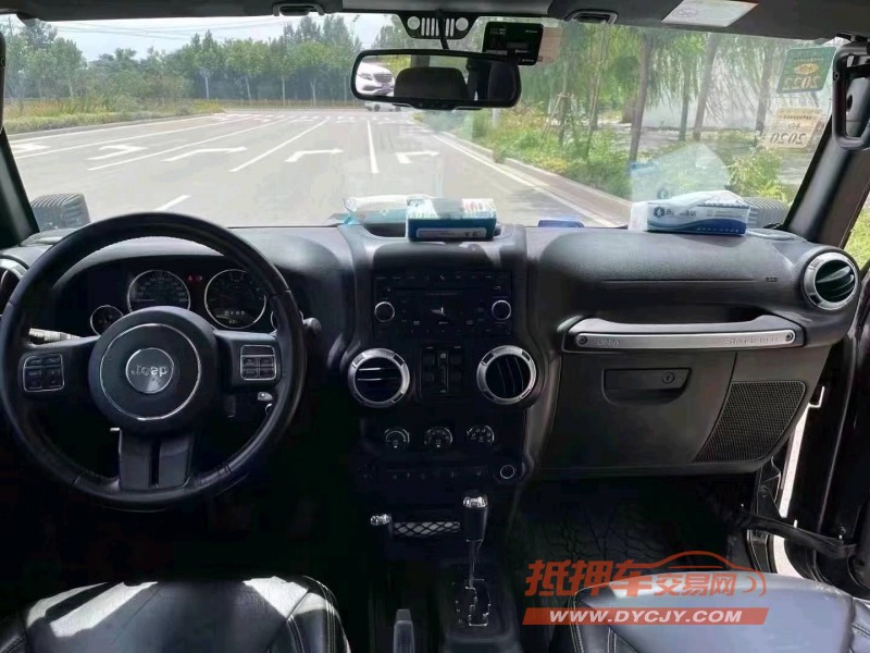 枣庄18年Jeep牧马人6