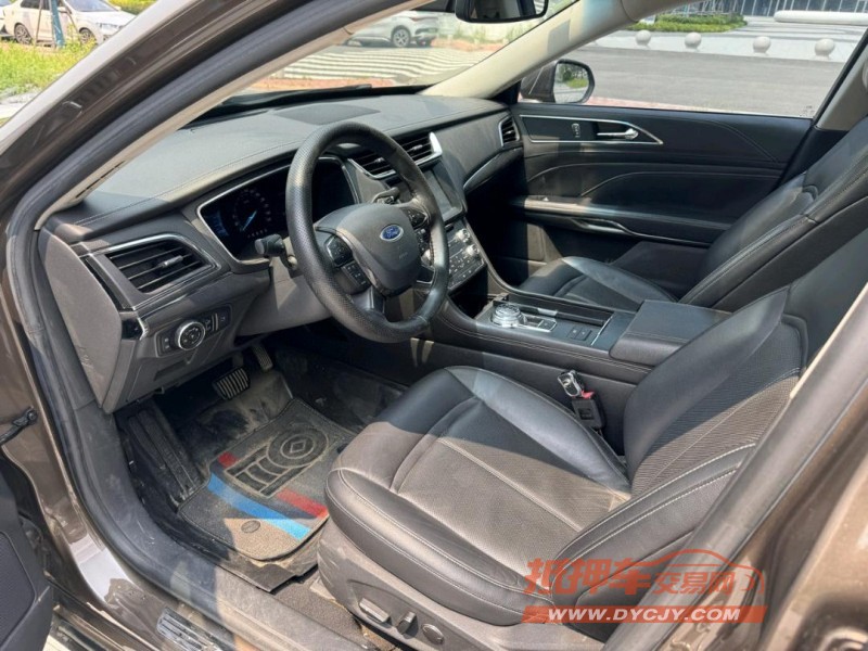 青岛16年福特金牛座8