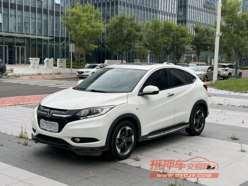 青岛18年本田缤智3