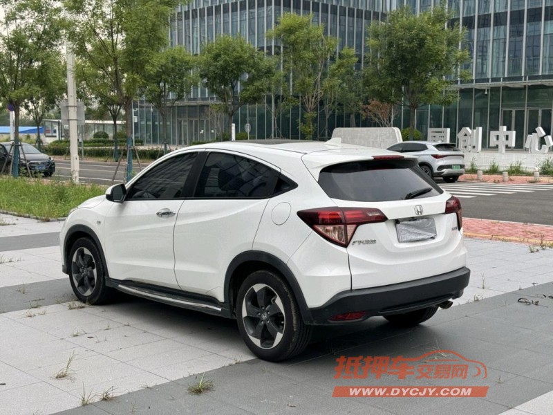 青岛18年本田缤智5