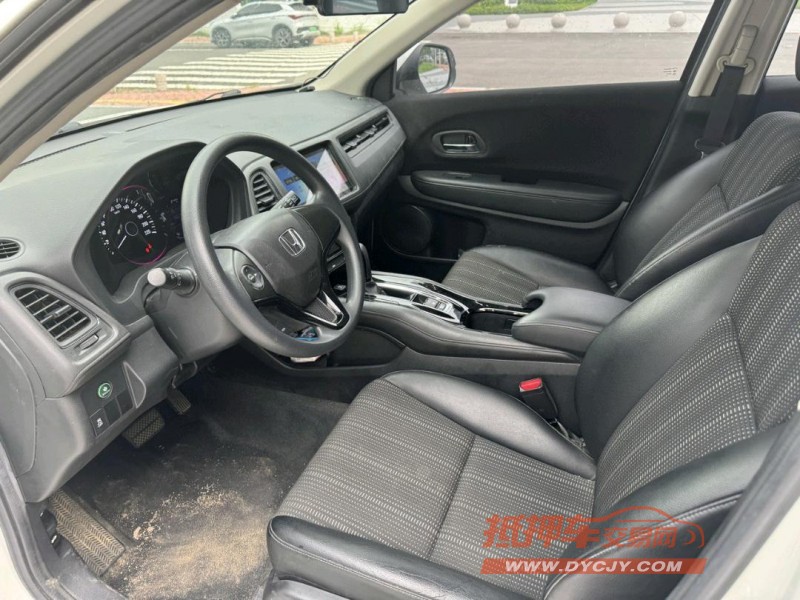 青岛18年本田缤智8