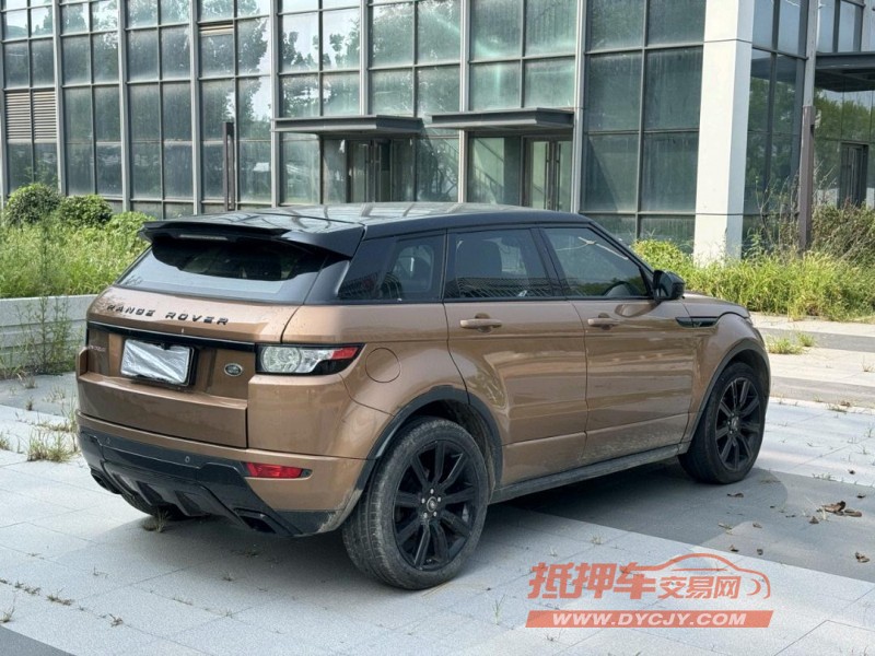 青岛14年路虎极光4