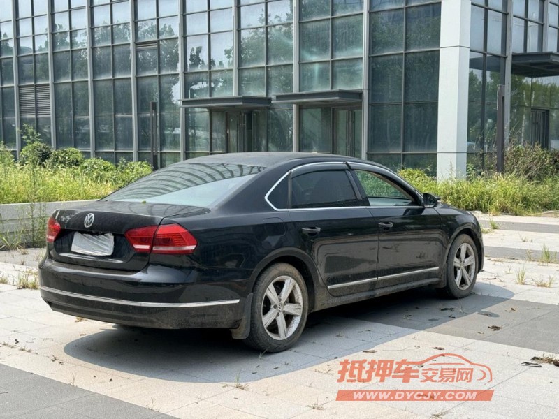 青岛11年大众帕萨特4