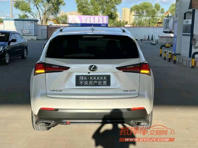 榆林19年雷克萨斯NX4