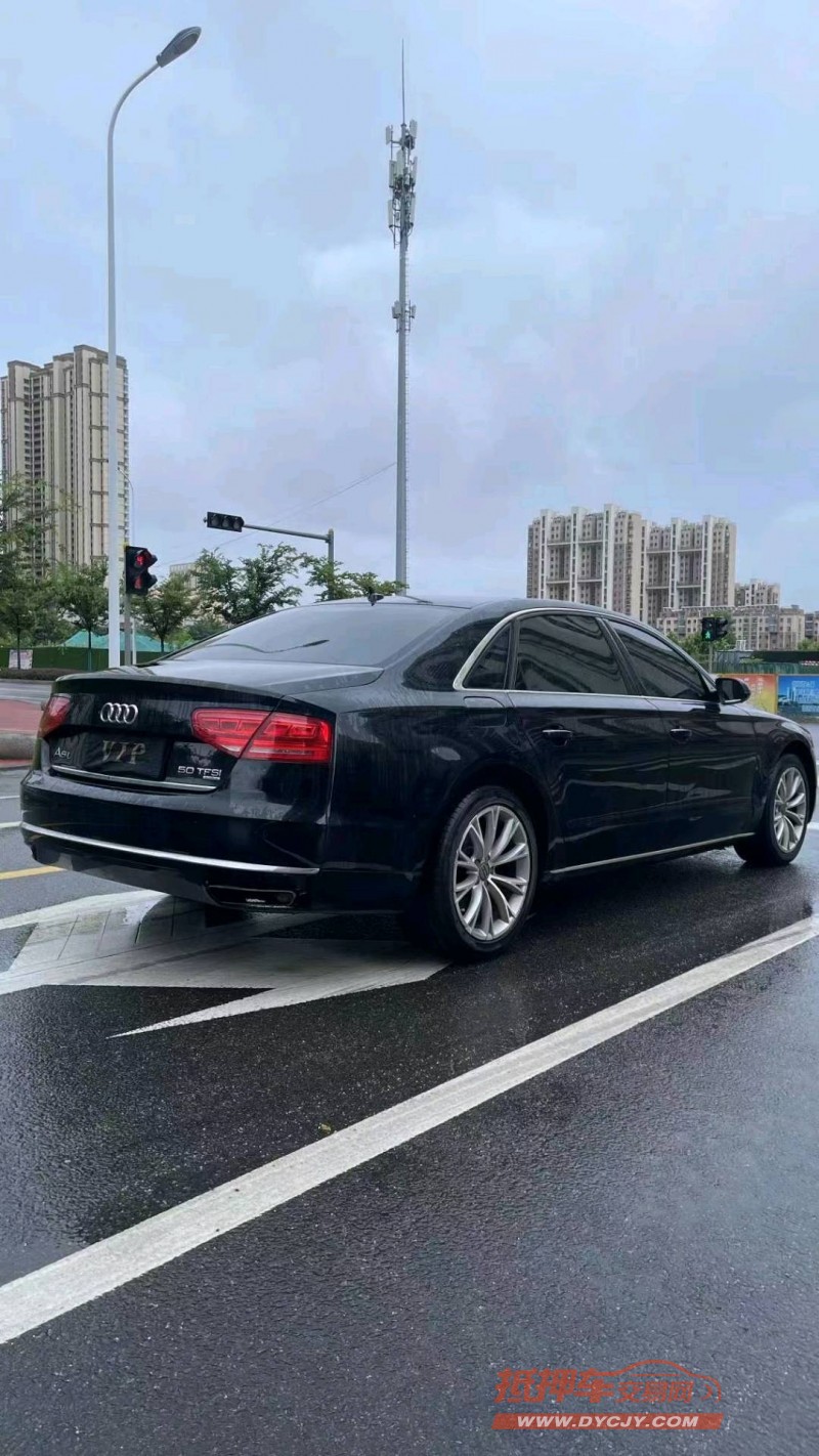 青岛12年奥迪A8L4